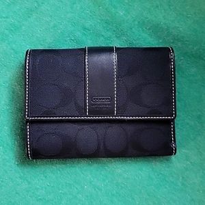 Coach Wallet Signature C Black NWOT
